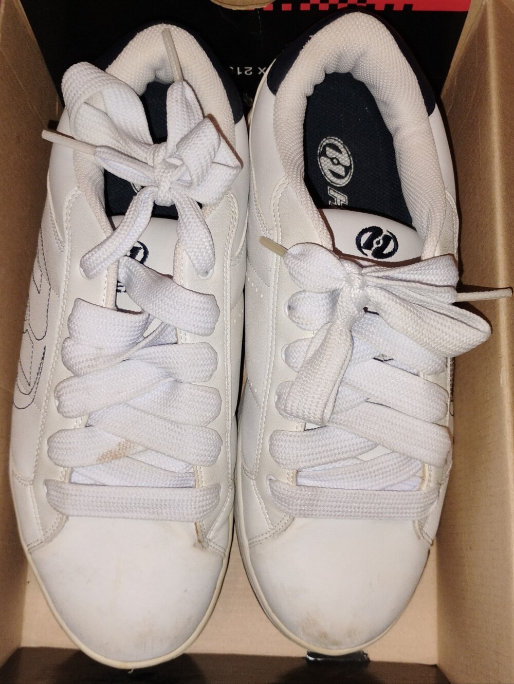 Heelys Atomic White and Navy Sneakers